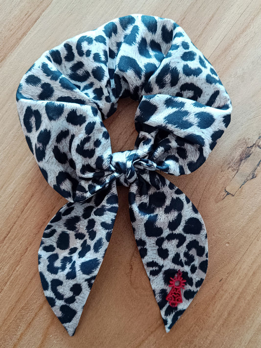 Coletero leopardo con virgen del Pilar