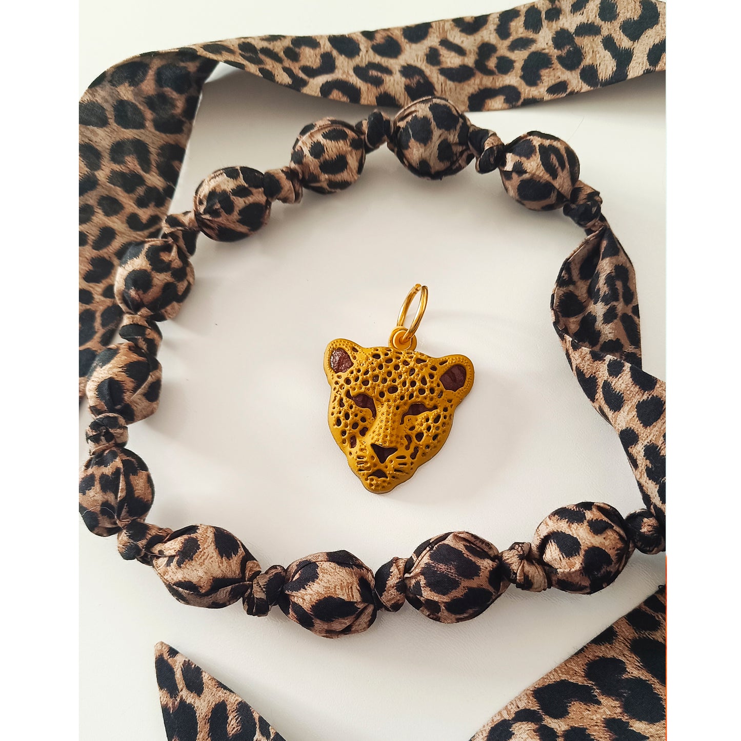 pack Collar NODO Leopardo + Colgante Lord Torrenuevo